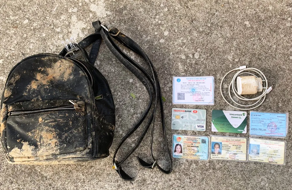 Túi xách do Vũ cướp. Ảnh: TN Túi xách do Vũ cướp. Ảnh: TN