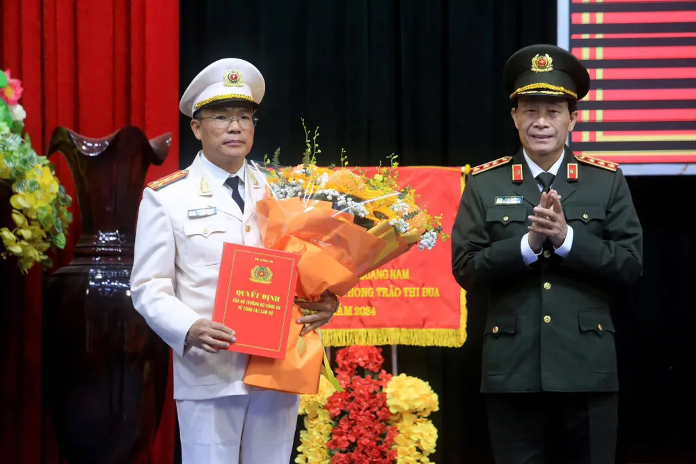 bo-cong-an-bo-nhiem-pho-giam-doc-cong-an-tinh-quang-Nam-1.jpg