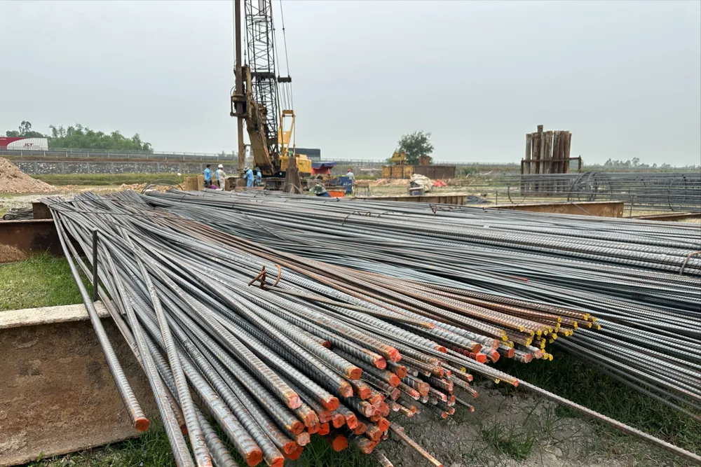 Dự án chậm triển khai thi công do vướng mặt bằng, giấy phép. Ảnh: TN uong-gan-500-ti-khoi-cong-xong-an-binh-bat-dong-27.JPG