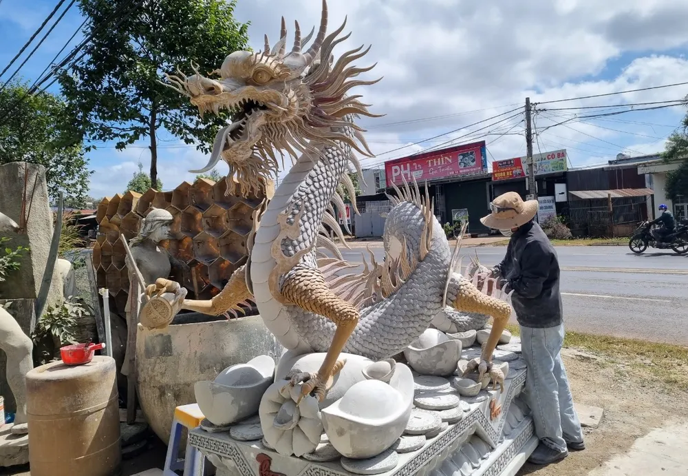 linh vật rồng 7.jpg