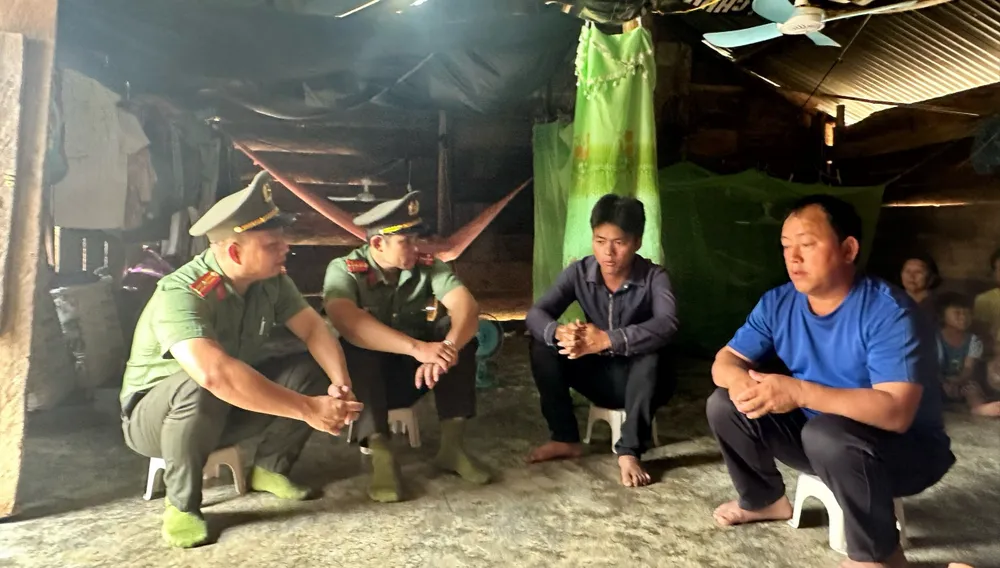 hồi hương.jpg