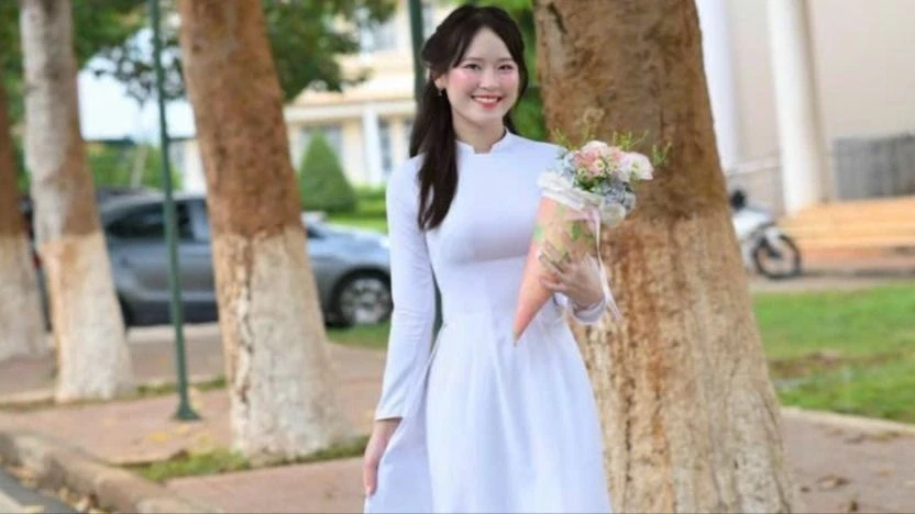 Nữ sinh Dương Thị Lâm Mai. Ảnh: N.V môn tiếng Anh.jpg