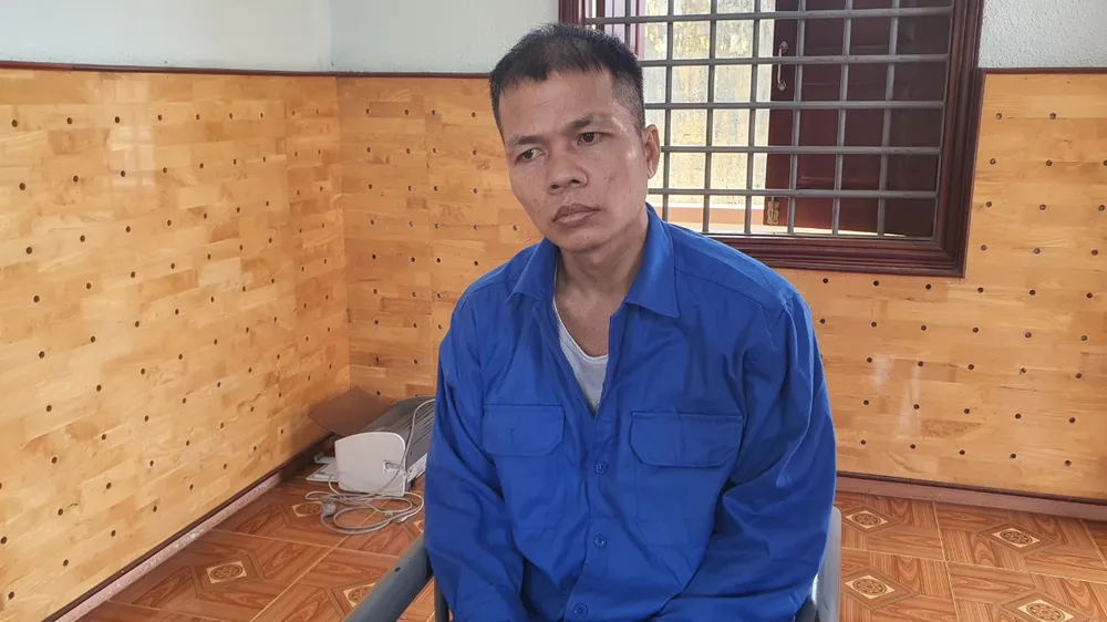 Y Nhâu tại cơ quan công an. Ảnh: S.Đ chưa lấy vợ.jpg