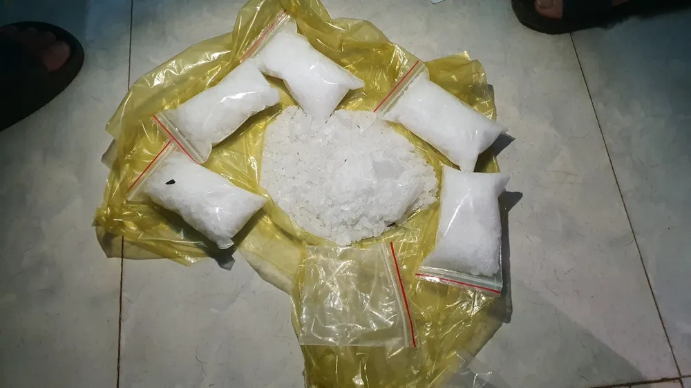 Số ma túy đá Phong mang từ Bình Phước lên Đắk Lắk. Ảnh: S.Đ ma túy đá 2.jpg