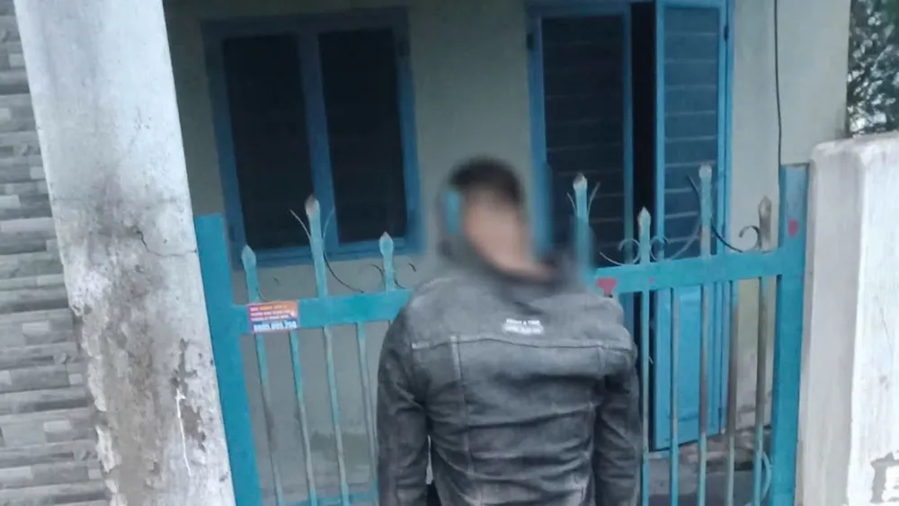 hàng rào sắt.jpg