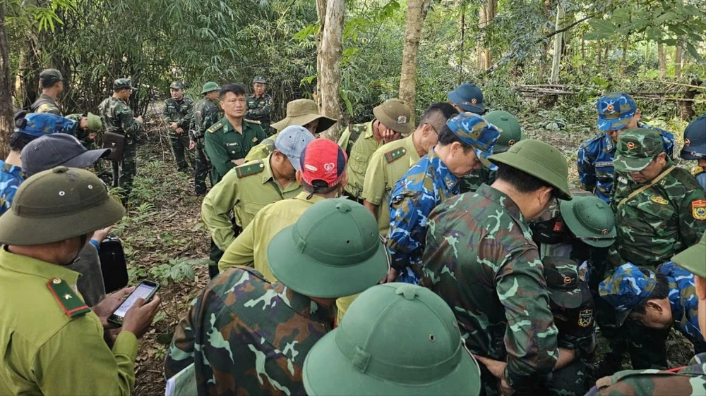 máy bay rơi 001.jpg