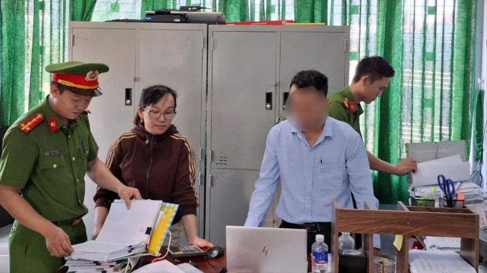 tham ô tài sản 1.jpg