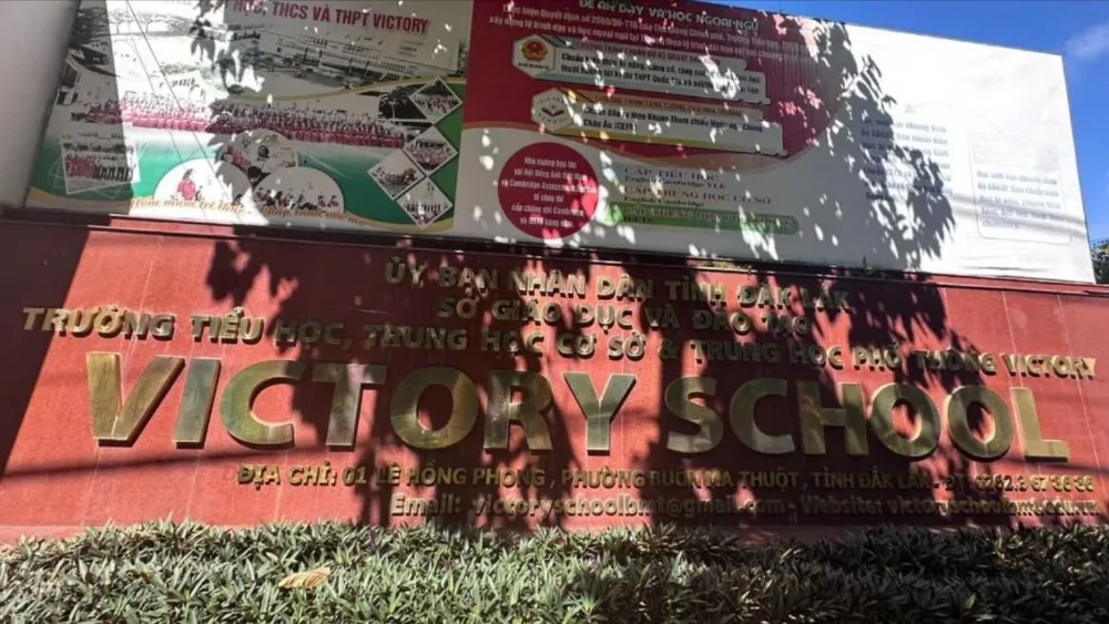 đình chỉ học 3.jpg