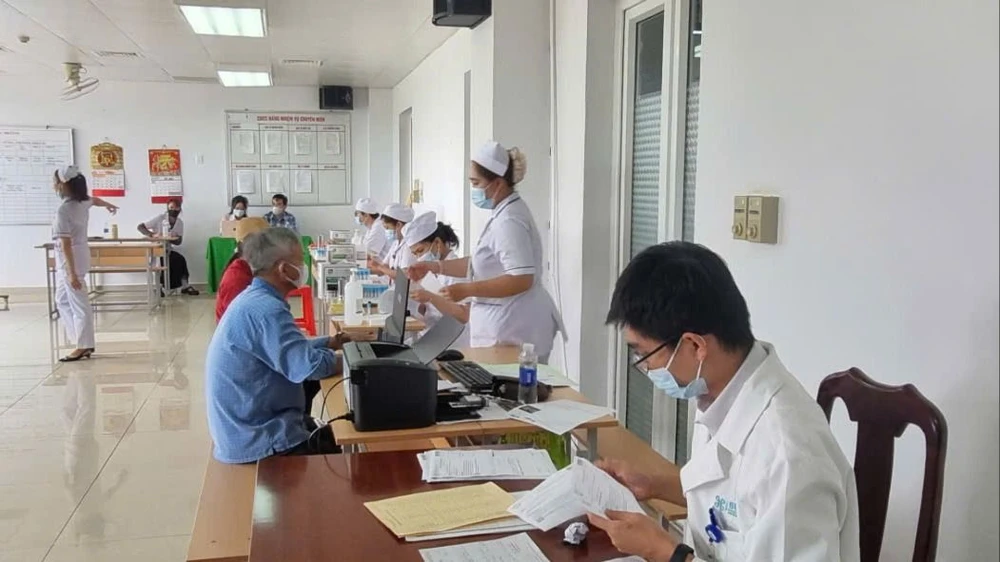 máy tán sỏi 2002.jpg