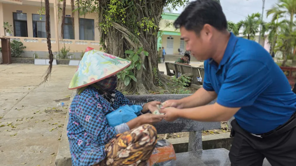 Báo Pháp Luật TP.HCM 02.jpg