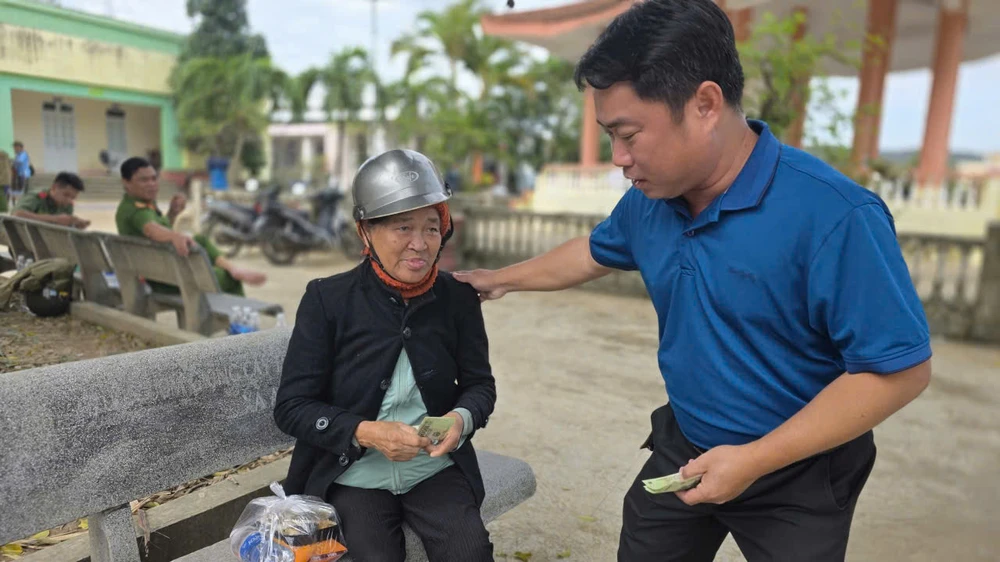 Báo Pháp Luật TP.HCM 1.jpg