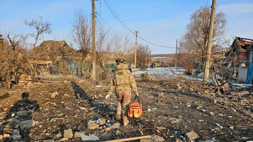 Một ngôi làng ở TP Kramatorsk (tỉnh Donetsk) hoang tàn sau nhiều năm chiến sự. Ảnh: UNP chien-su-nga-ukraine-4.jpg