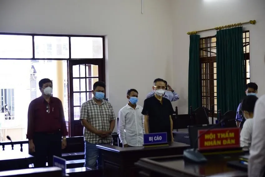 Cả bốn bị cáo được xem xét miễm trách nhiệm hình sự trong phiên tòa xét xử sơ thẩm lần 3 vào các ngày 5-1 và 11-1. Ảnh: TRÚC PHƯƠNG
