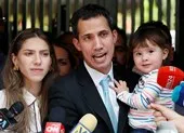 LHQ chỉ thừa nhận ông Maduro là tổng thống Venezuela hợp pháp ảnh 2 Tổng thống tự xưng của Venezuela tố bị chính quyền đe dọa