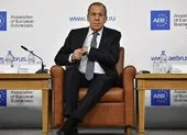 Ông Lavrov: Mỹ nên bỏ kế hoạch hạ bệ ông Maduro