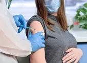 CDC Mỹ khuyến cáo tiêm vaccine ngừa COVID-19 cho phụ nữ mang thai