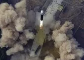 Ông Kim cam kết phát triển ‘khả năng phòng thủ đáng gờm’ sau vụ thử ICBM ảnh 2 Phân tích cho thấy hình ảnh tên lửa Triều Tiên có thể là từ vụ phóng trước đó