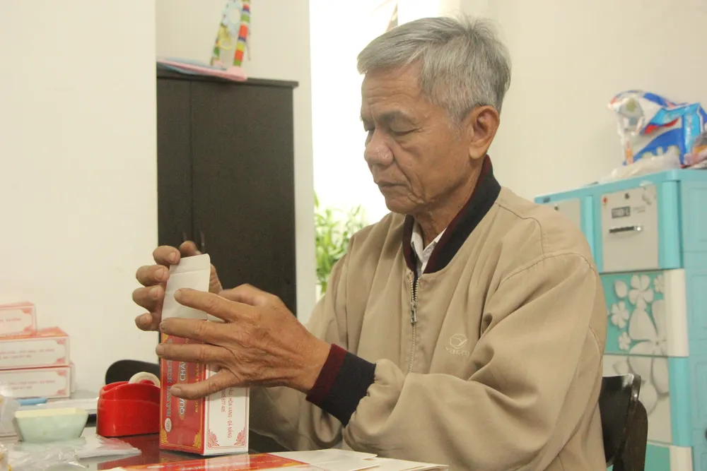 Các công đoạn làm bánh khô mè