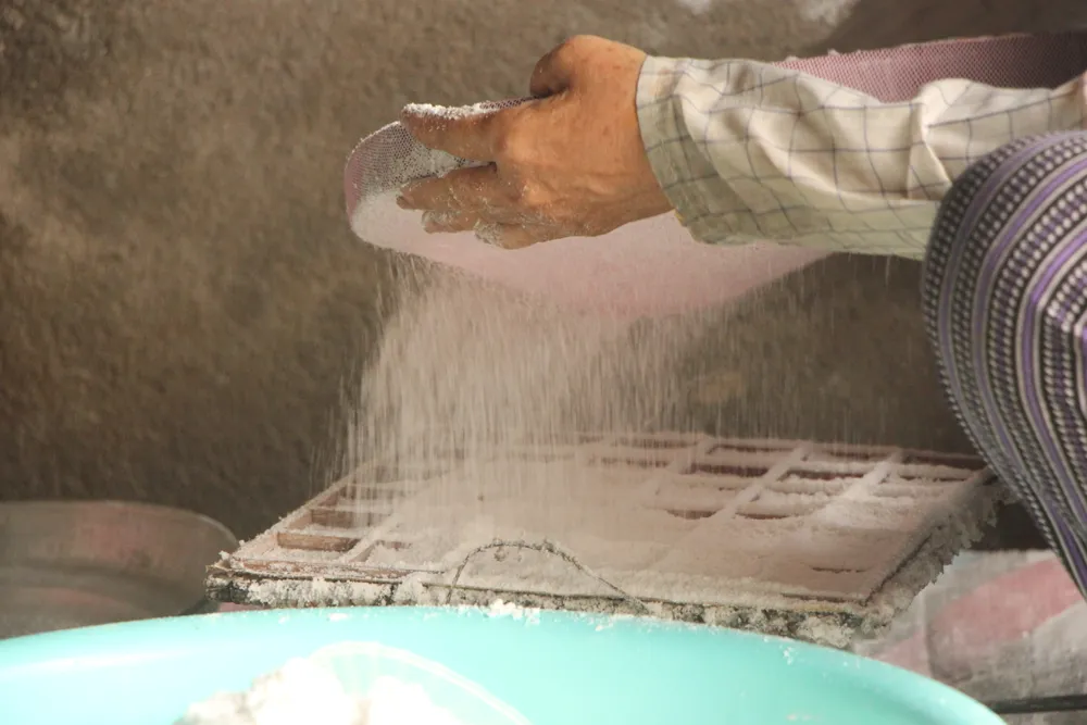 Bánh khô mè thôn quang châu đà nẵng