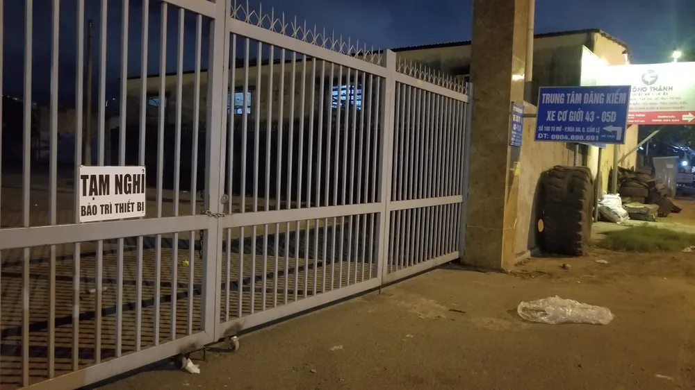 Trung tâm Đăng kiểm xe cơ giới 43-05D tạm thời đóng cửa. Ảnh: NGÔ QUANG