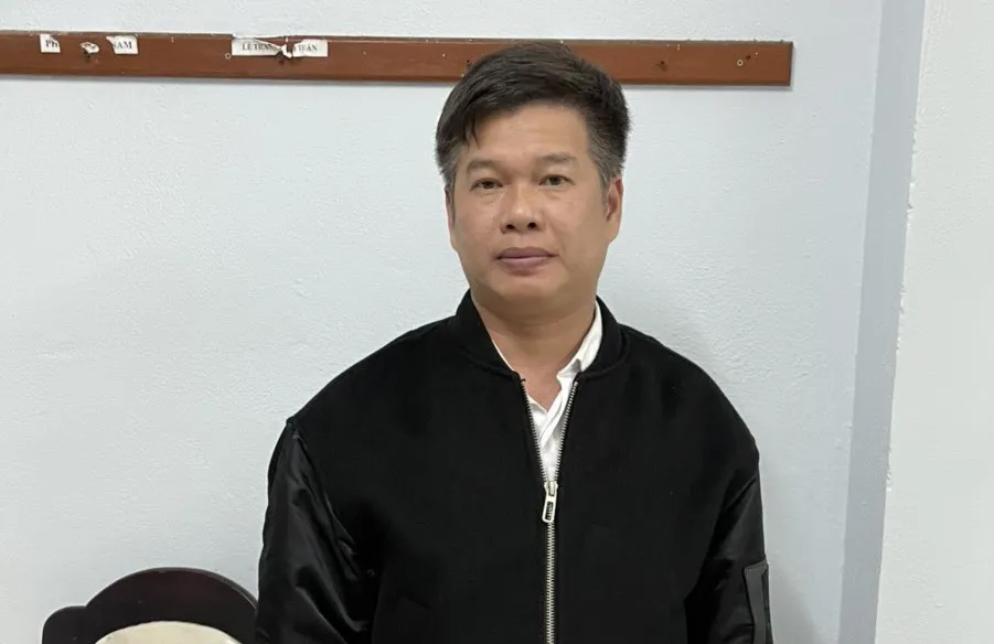 Đào Nguyên Nghị tại cơ quan điều tra.Ảnh: CA