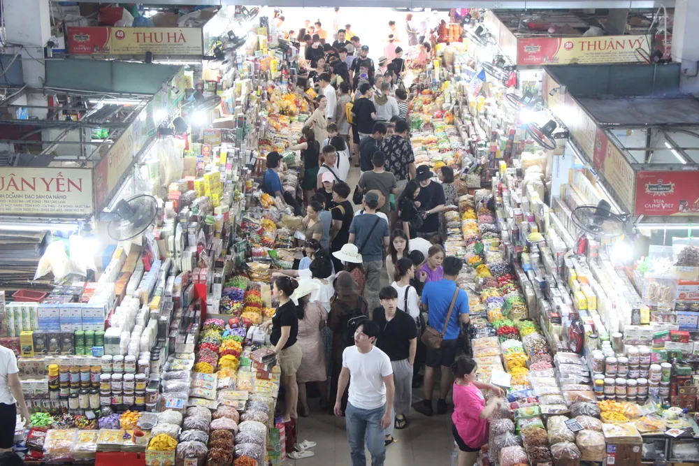 Chợ Hàn địa điểm thu hút du khách quốc tế.Ảnh: NGÔ QUANG Chợ Hàn địa điểm thu hút du khách quốc tế.Ảnh: NGÔ QUANG