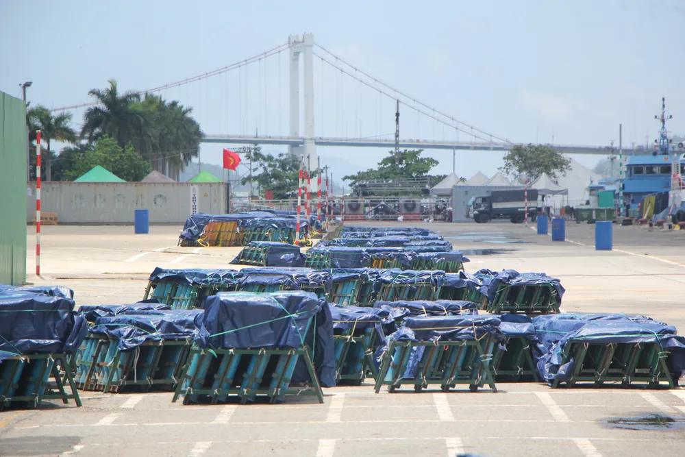 Trận địa pháo hoa của đội Việt Nam.Ảnh: NGÔ QUANG