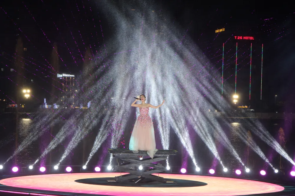 Ca sĩ trẻ đang được yêu mến Lâm Bảo Ngọc. Ảnh: NGÔ QUANG