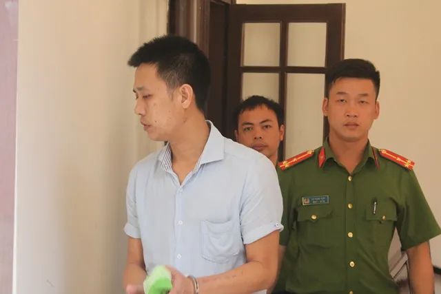 Nguyễn Tiến Quân đã đột nhập hàng chục công sở để trộm tài sản