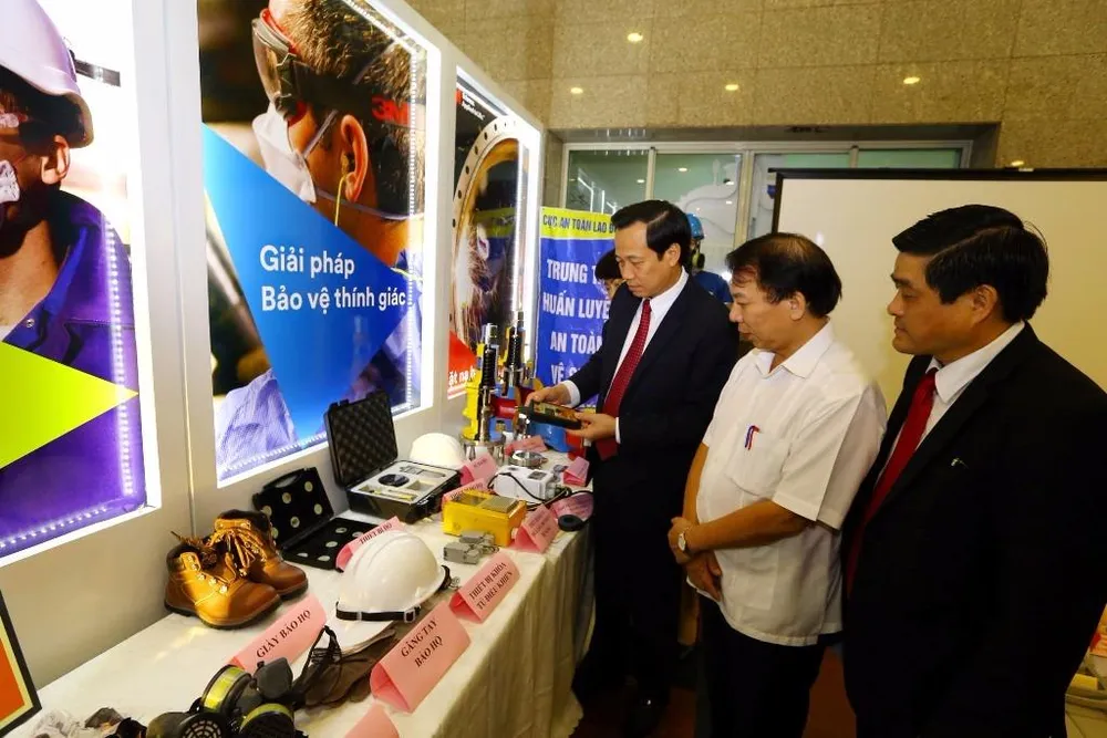 Bộ trưởng Bộ LĐ-TB&XH Đào Ngọc Dung 