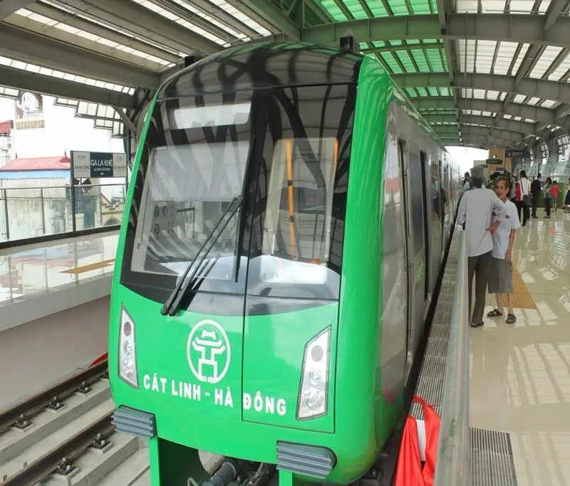 Trong tháng 10, metro đầu tiên sẽ Việt Nam vận hành