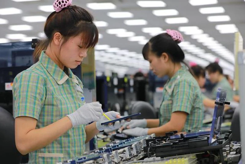 Bộ Nội vụ: Sớm báo cáo Thủ tướng đề xuất kéo dài lễ 30-4 và 1-5 lên 5 ngày ảnh 1 lễ 30-4 và 1-5.
