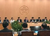 Hà Nội họp khẩn trong đêm về dịch COVID-19