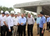 Thủ tướng kiểm tra dự án cao tốc Trung Lương - Mỹ Thuận