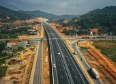 Một dự án cao tốc Bắc-Nam không có nhà đầu tư trúng tuyển