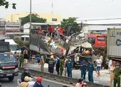 Đường vắng, tai nạn tăng, Phó Thủ tướng yêu cầu xử nghiêm ảnh 2 Hai người thoát nạn trong vụ tai nạn thảm khốc ở quận 12
