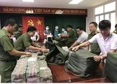 Vụ đường dây xăng giả 'khủng': Có dấu hiệu bảo kê, tiếp tay ảnh 2 Đồng Nai: Phá đường dây buôn xăng giả, thu giữ 100 tỉ tiền mặt