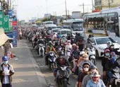 Cần mở rộng 3 quốc lộ huyết mạch qua TP.HCM