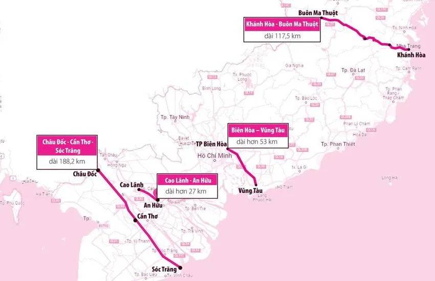 Các dự án đường bộ cao tốc được phân bổ vốn từ Chương trình phục hồi và phát triển kinh tế - xã hội. Ảnh: HỒ TRANG