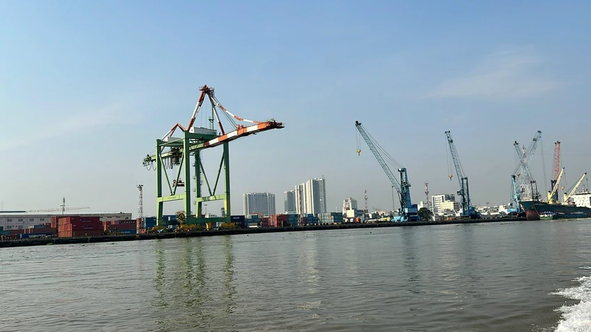 Các cảng cửa ngõ Sài Gòn. Ảnh: PLO.VN