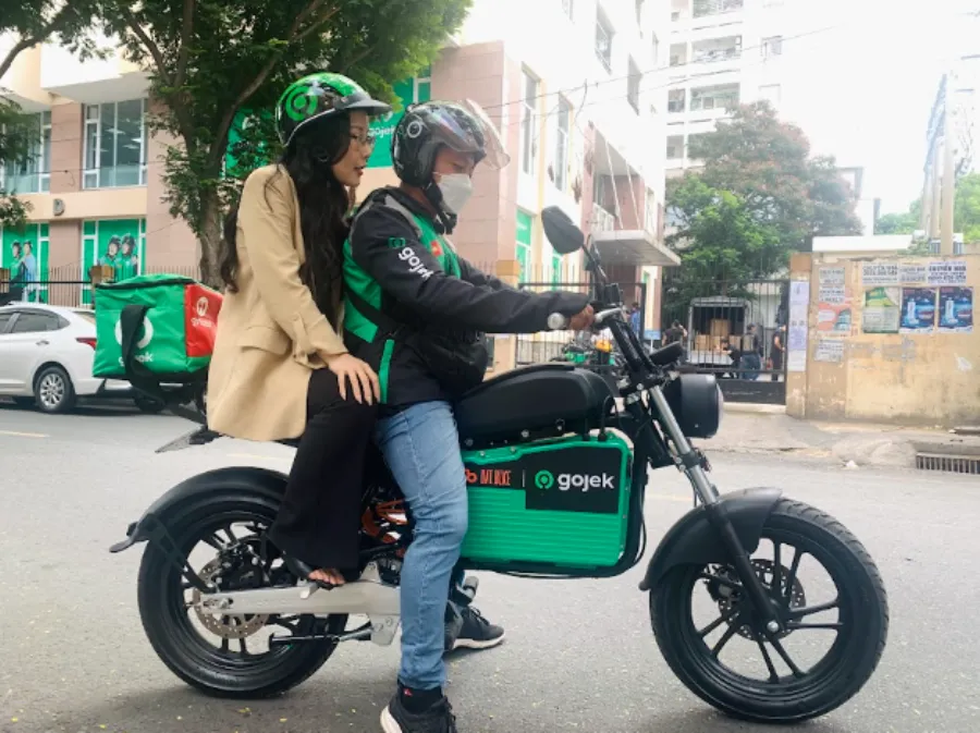 Mẫu xe điện được Gojek sử dụng. Mẫu xe điện được Gojek sử dụng.