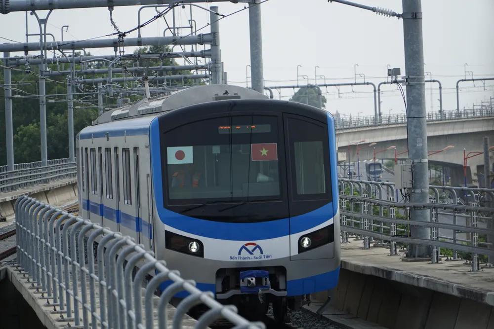 TP.HCM lấy đâu ra hơn 823.000 tỉ đồng để đầu tư metro? ảnh 1 TP.HCM đầu tư metro số 1 Bến Thành - Suối Tiên dự tính vận hành trong tháng 7 tới đây. Ảnh: ĐT