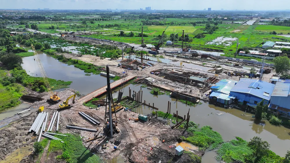 Dự án đường vành đai 3 TP.HCM chậm vì thiếu cát và mặt bằng ảnh 1 Dự án đường vành đai 3 TP.HCM. Ảnh: H.GIANG