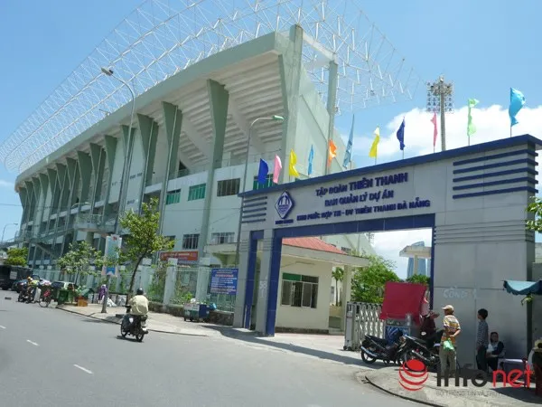 Khu sân vận động Chi Lăng bị “xé” với tốc độ thần kỳ! ảnh 1