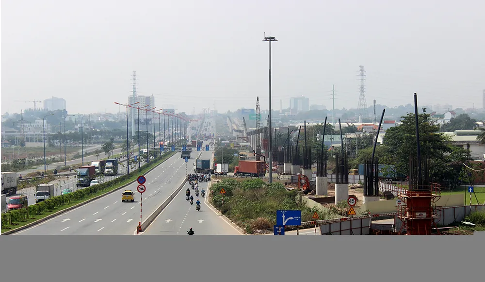 Cận cảnh tuyến Metro số 1 Bến Thành – Suối Tiên đang dần hình thành ảnh 14