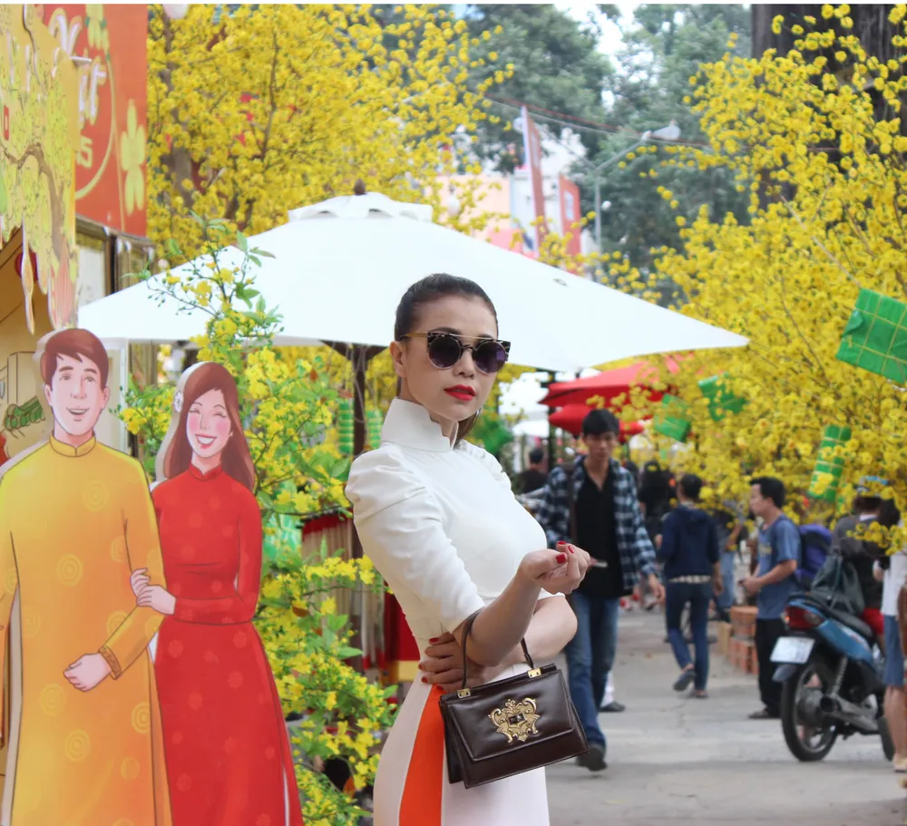 TP.HCM: Già trẻ dắt nhau xuống phố ông đồ ảnh 7