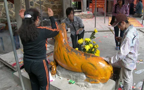 Hà Tĩnh, 'hổ thần', chùa Hương, chữa bệnh