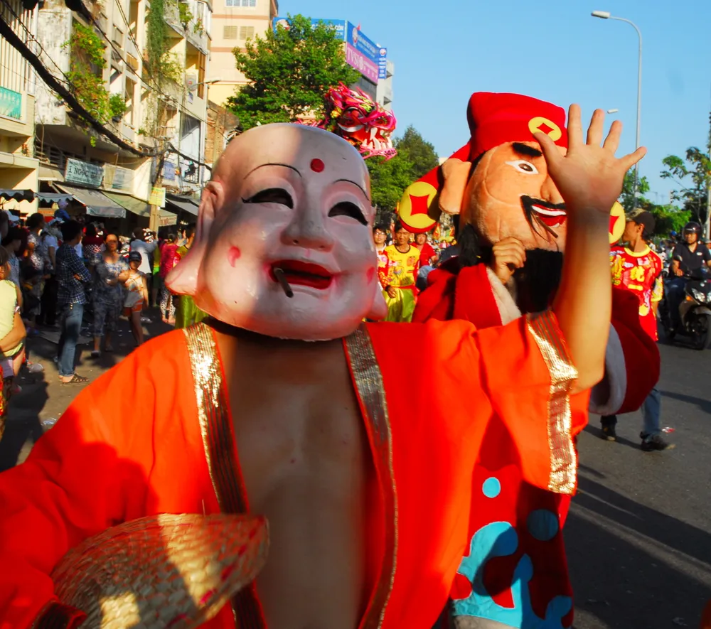 Rộn ràng lễ Nguyên tiêu lớn nhất của người Hoa ở Sài Gòn ảnh 4