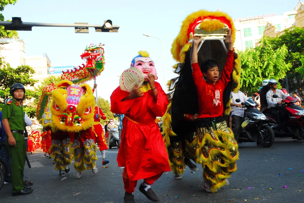 Rộn ràng lễ Nguyên tiêu lớn nhất của người Hoa ở Sài Gòn ảnh 5