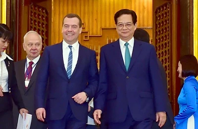Dư luận quốc tế cho rằng chuyến thăm Việt Nam của Thủ tướng Nga Dmitry Medvedev sẽ mở ra chương mới trong quan hệ giữa hai nước. Ảnh: VGP/Nhật Bắc